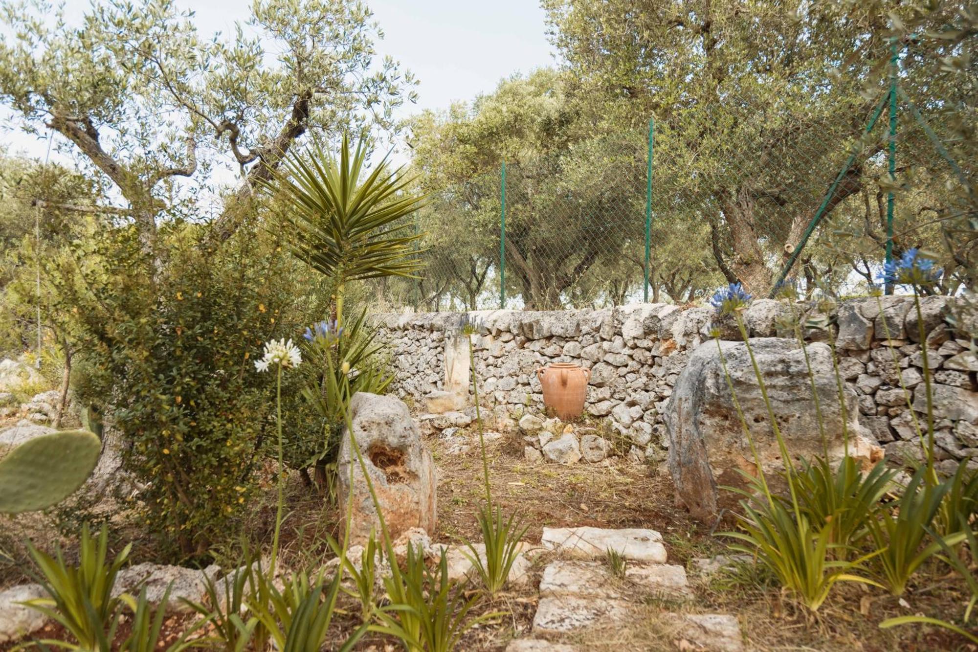 Trulli Santa Maria Odegitria Relais Guest House Ostuni Luaran gambar