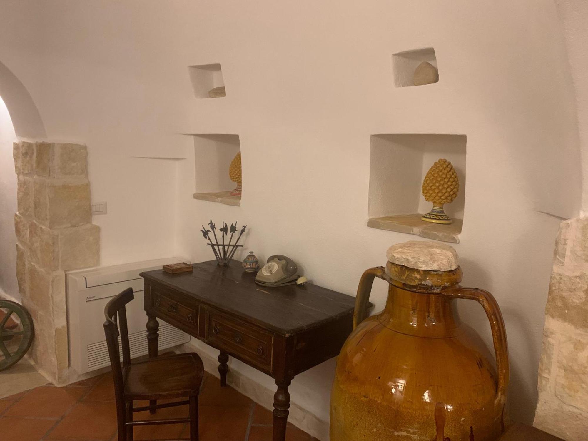 Trulli Santa Maria Odegitria Relais Guest House Ostuni Luaran gambar